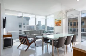 Level South Olive- Sky Suite Three Bedroom - Image 2