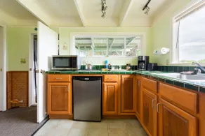 Quiet and Private Up In Hawi - Image 2