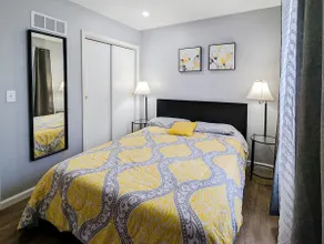 *Cozy 3 /2 duplex in Overland Park, KS/ G Fiber! - Image 5