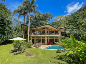 Beachfront House, Private Pool, Fast Wifi - Image 4