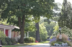Cozy Cottages in Lake Geneva - Image 4