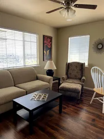 2 bedroom near wineries and wedding venues - Image 2