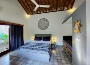 Prviate villa with garden and swimming pool - Image 5