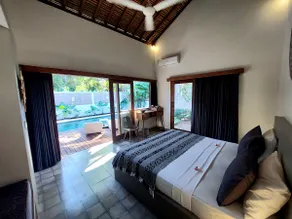 Prviate villa with garden and swimming pool - Image 3