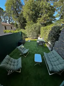 Charming house in residence with pool - Image 4