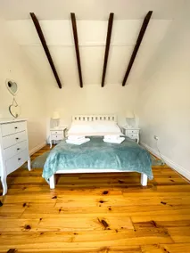 Holmdale Holiday Cottages - Image 4