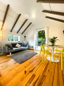 Holmdale Holiday Cottages - Image 2