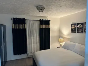 2 BR Home near City Airport/Excel/O2& FREE Parking - Image 3