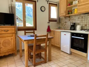 Quiet and bright apartment for 2/3 people - Image 3