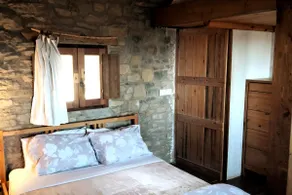Stone house with views to Congost de Mont-rebei - Image 5
