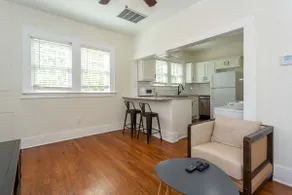 Quiet Forest Park Apartment - Image 4