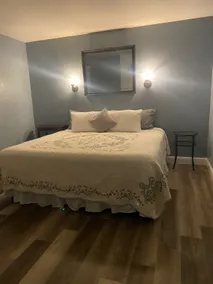 One Bedroom Studio Apartment - Image 3