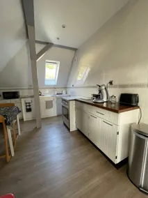 Spacious, bright, very cozy, business-ready cottage. - Image 5