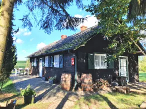 Hunting Lodge - Image 4