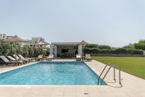 Beautiful 4-bed House With Private Pool in Naxos - Image 5