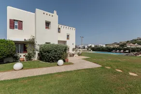 Beautiful 4-bed House With Private Pool in Naxos - Image 3