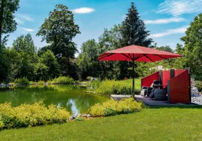 Romantic Wooden Lodge with new large natural pool - Image 3