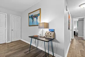 CLEAN Spacious Getaway near Beaches/Attractions+ - Image 2