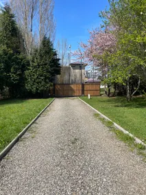 Large Family House on Plot - Image 5