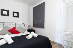 Contemporary Apt. Near Camp Nou & Fira Barcelona - Image 4