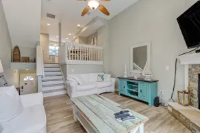 2 Blocks to Ocean: Retreat at Jax Beach Bungalow - Image 3