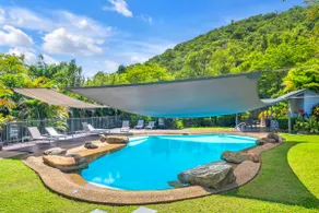 Lagoon 206 sur la plage Hamilton Island - Image 3