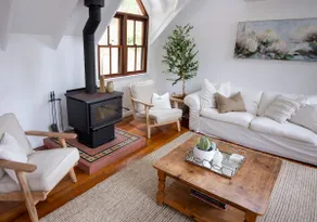 The Tree House - Image 2
