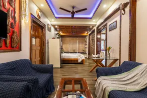 Woodstone Crib B&B| Pool, Jacuzzi & Sauna - Image 4