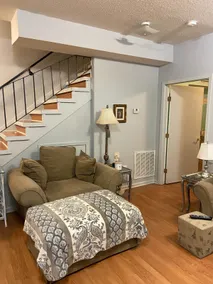 30 day minimum Guest House Sleeps 6 to 8 - Image 2