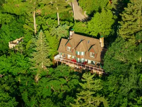 Far Horizons Luxury Vacation Home - Image 3