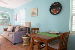 Secluded Cottage Close to shops & beach w/ Hot Tub - Image 5