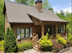 Chalet Stay | 3-Level Mtn Home w/ Majestic Views - Image 2