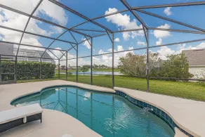 Simba's Lake House - Image 3