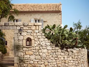 Aria Villa - Image 2
