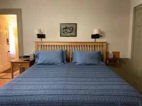 The Ginger Bed King Suite - Image 3