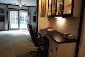 Spacious 2 Br with All The Comforts Of Home - Image 4