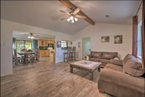 The Cottage at Crazy K Farm - Image 3