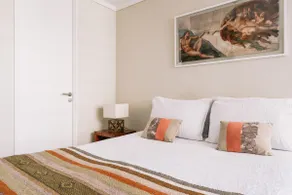 Cozy studio, free parking and excellent internet - Image 2
