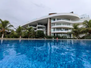 CORAL BLU Gorgeous Beachfront Condo for Family - Image 2