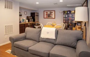 Webster Groves, MO - Private Suite at Peg's Place - Image 5