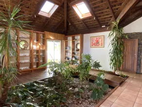 Tiahura Polynesian Luxury Villa - Image 2