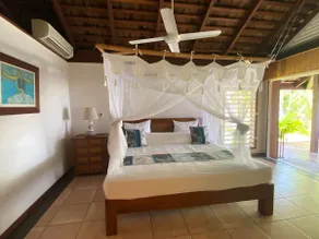 Tiahura Polynesian Luxury Villa - Image 3