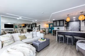 Oceanfront Condo on the Beach Strand! - Image 4