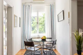 Lovely MONA Apartment - Image 2