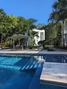 Jungle Luxury Stunning Private 25 m Pool Wi-fi - Image 2
