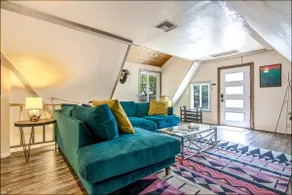 Raccoon Ridge Hot Tub Hideaway - Image 5