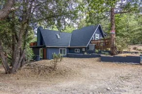 Raccoon Ridge Hot Tub Hideaway - Image 2