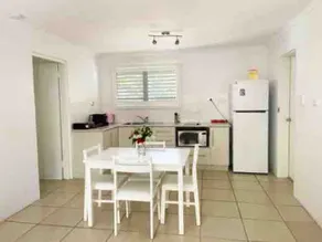 Boutique Beach Cottage - Image 4