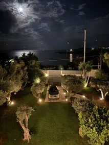 Spacious Seaside House 30 min from Athens - Image 2