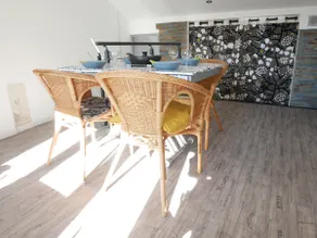 ”l'Orifamme”, quiet 3 beds appt, A/C, balcony - Image 2